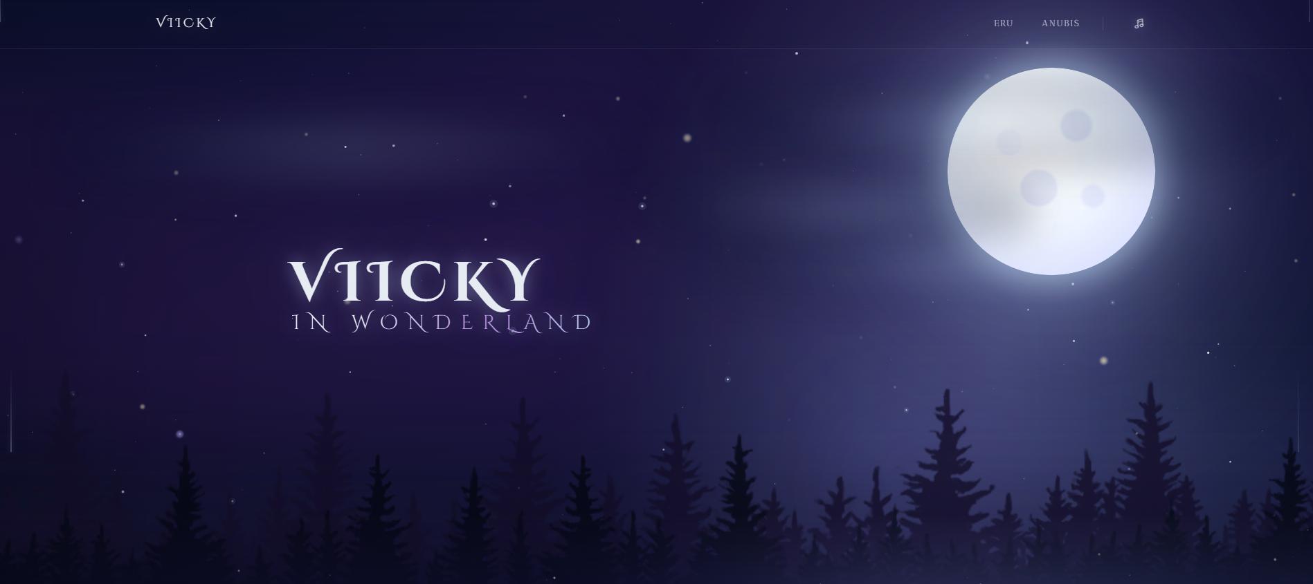 Portada nocturna de la web Viicky in Wonderland, con un bosque y una luna llena